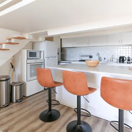 アパート Beautiful Renovated With Ac And Terrace - Benakey カンヌ