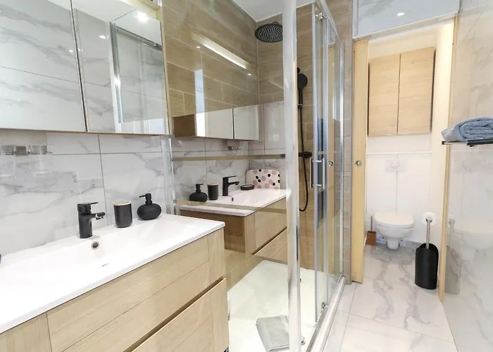 Apartamento Beautiful Renovated With Ac And Terrace - Benakey *